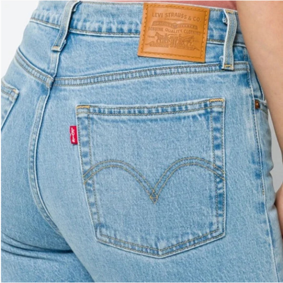 Levi's WEDGIE Premium High Rise Waisted Blue Denim Jeans - Picture 11 of 11